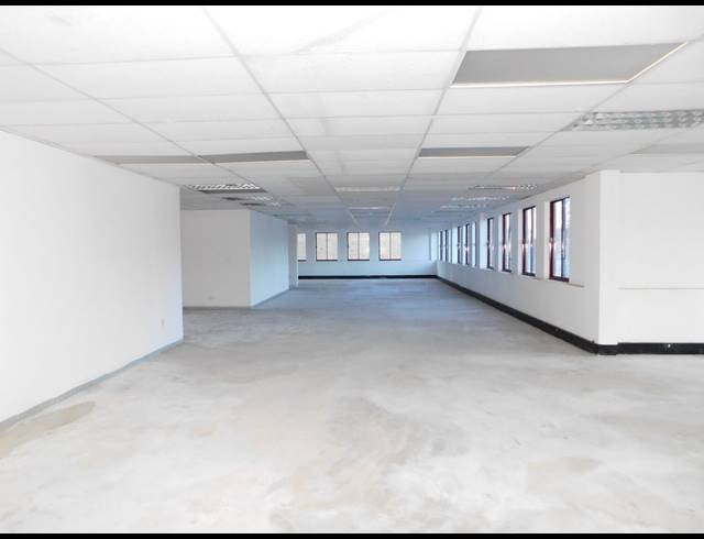 229M² OFFICE TO LET IN FERNDALE